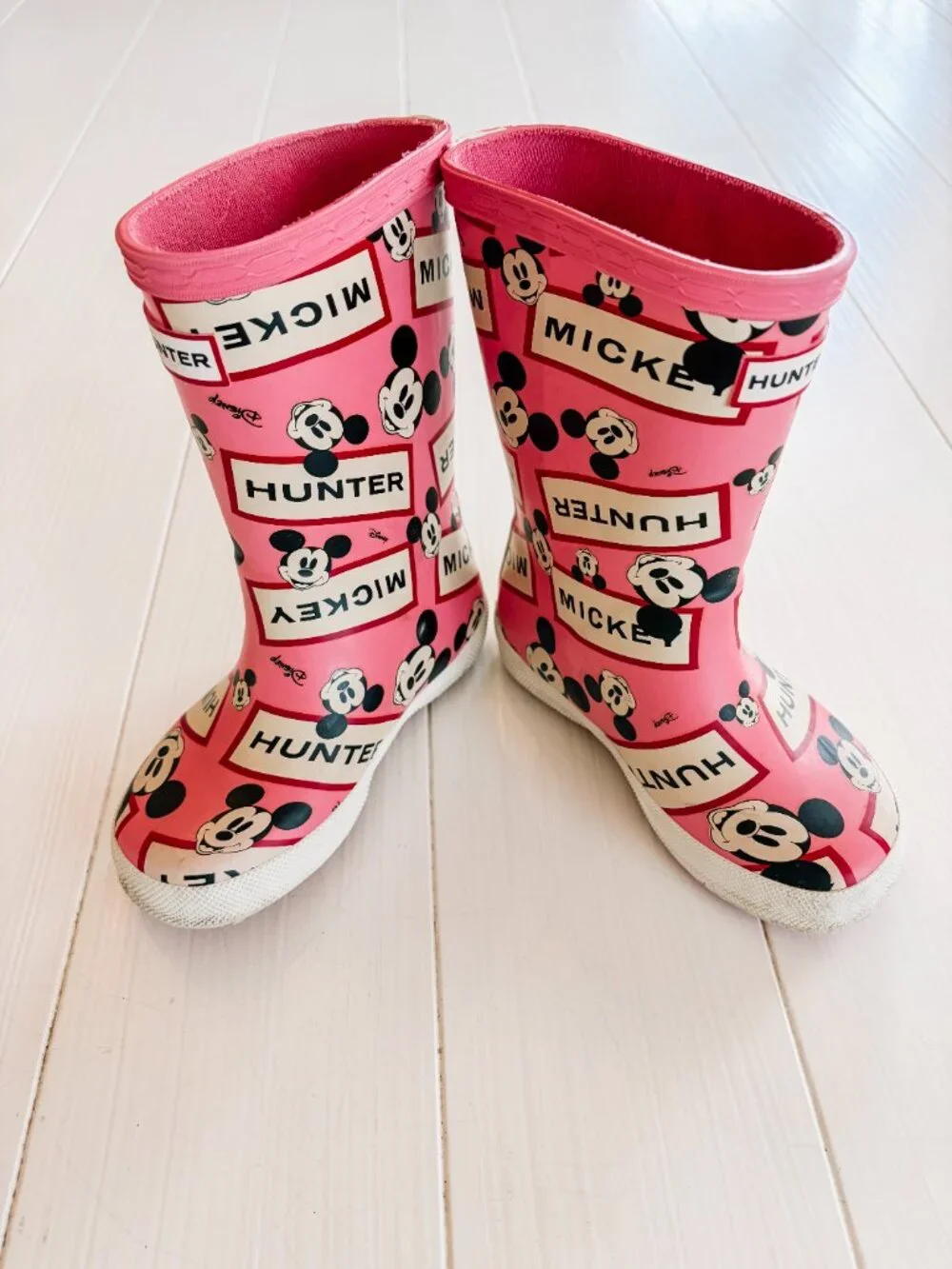 Hunter x Disney Pink Mickey Mouse Rain Boots (US 8)